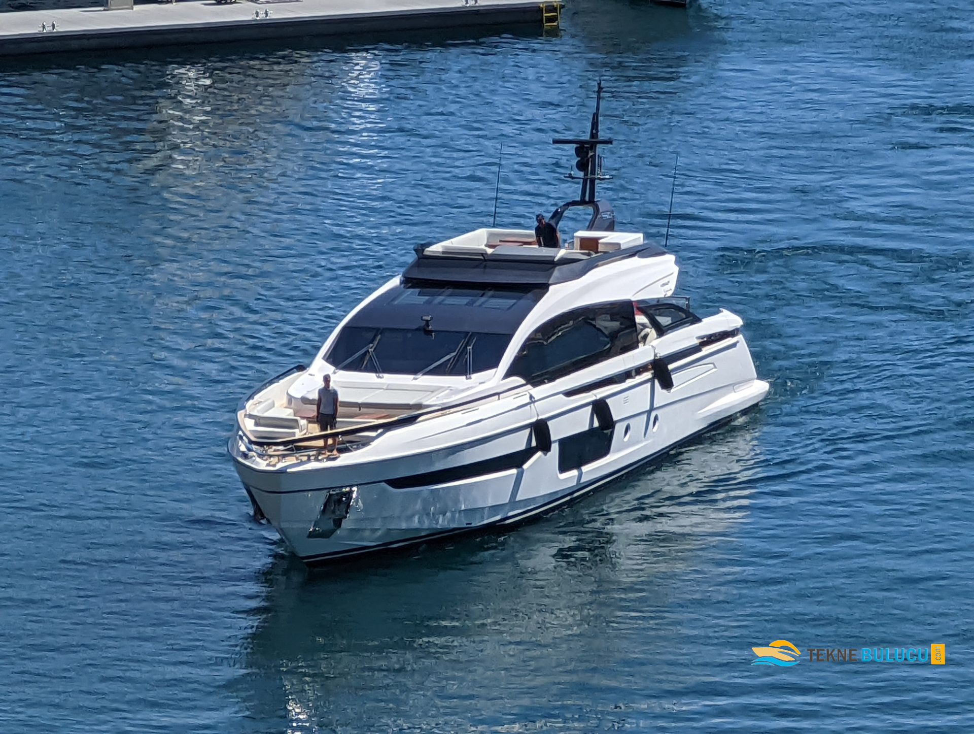 Azimut S10 2022 iç mekan 1