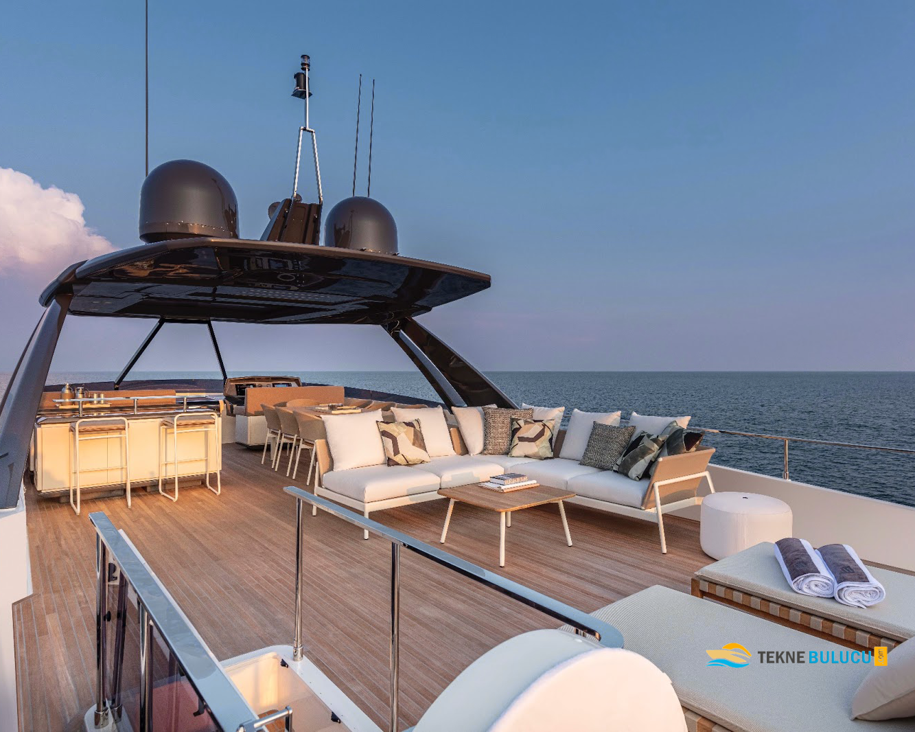 Azimut Grande Trideck 2023 iç mekan 3