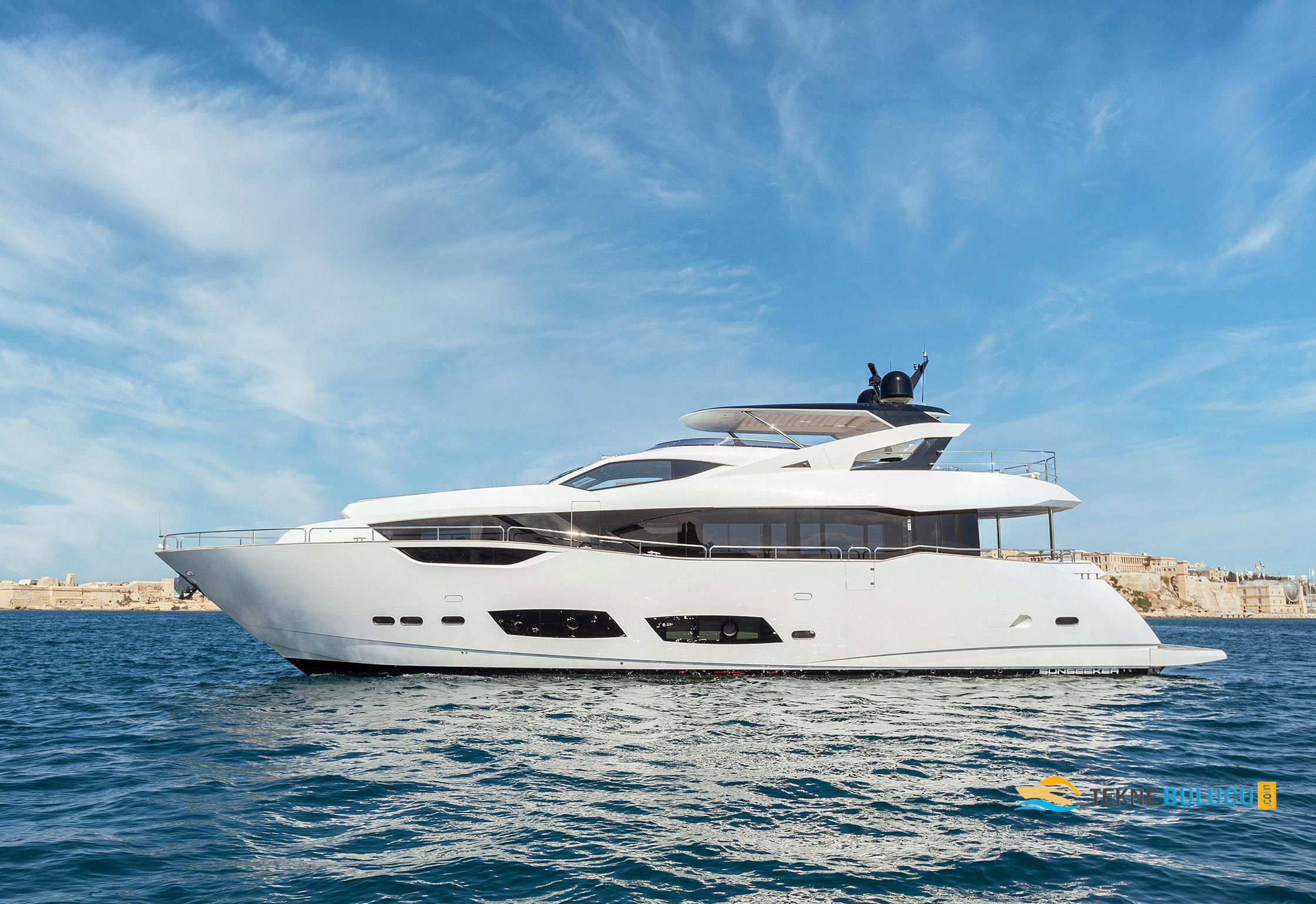 Sunseeker 95 Yacht 2017 Model iç mekan 1