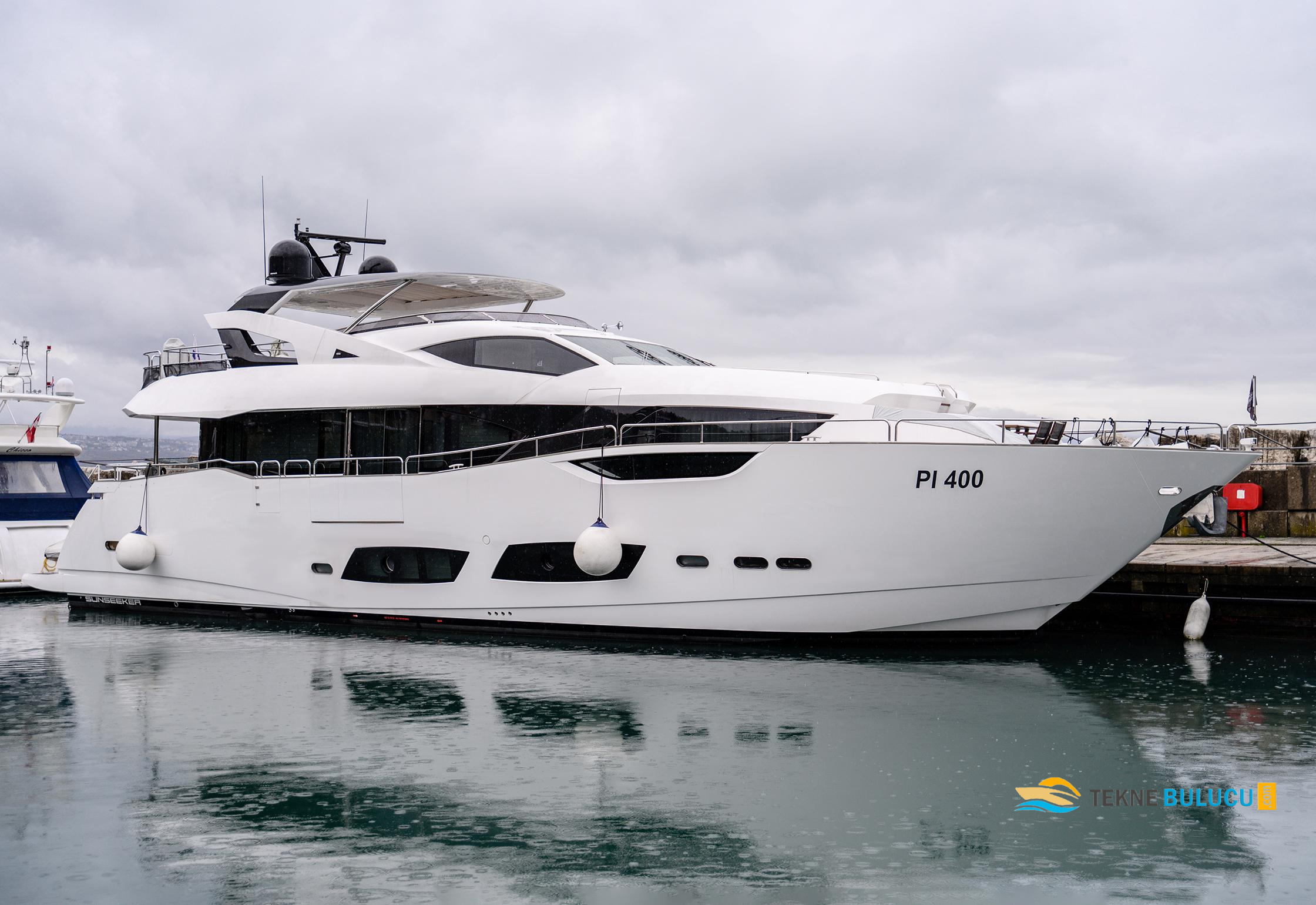 Sunseeker 95 Yacht 2021 Model iç mekan 3