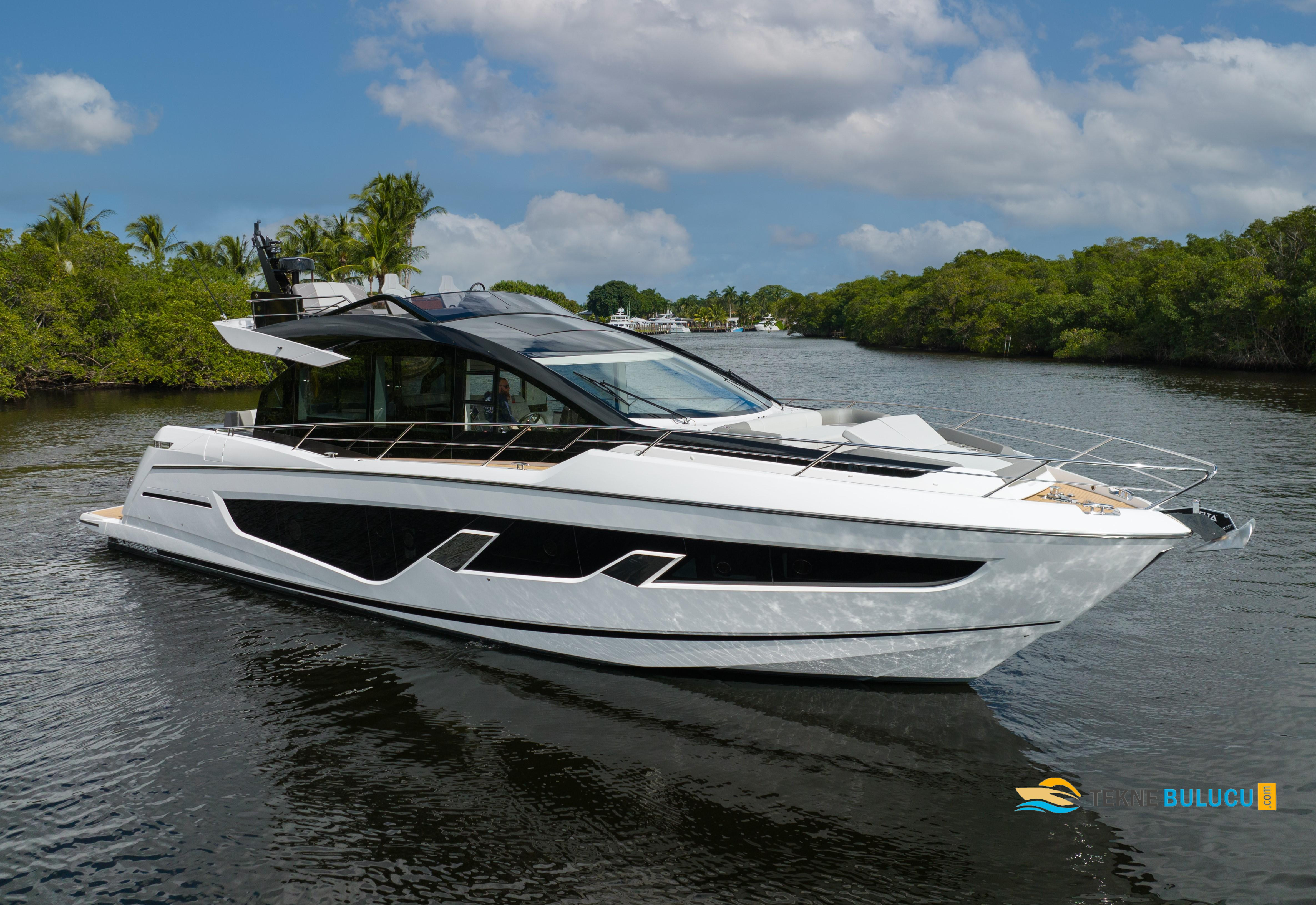 Sunseeker 65 Sport Yacht 2025 Model iç mekan 3