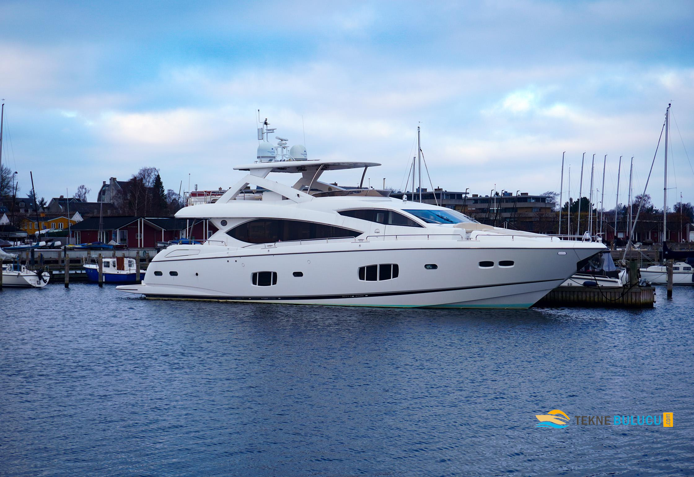 Sunseeker 88 Yacht 2022 Model iç mekan 3