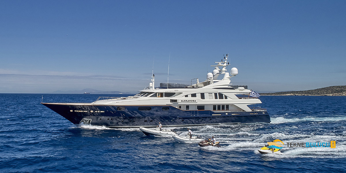 Benetti Golden Bay Series 49m 1997 Model inceleme