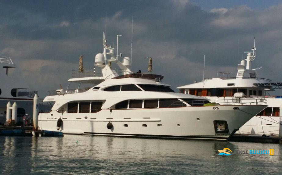 Benetti Tradition 100 30m 2007 Model iç mekan 3