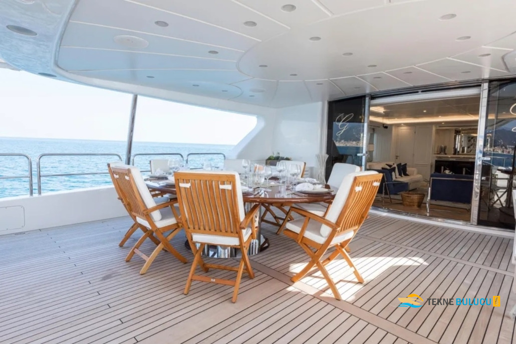 Benetti Classic 120 36m 2006 Model iç mekan 1