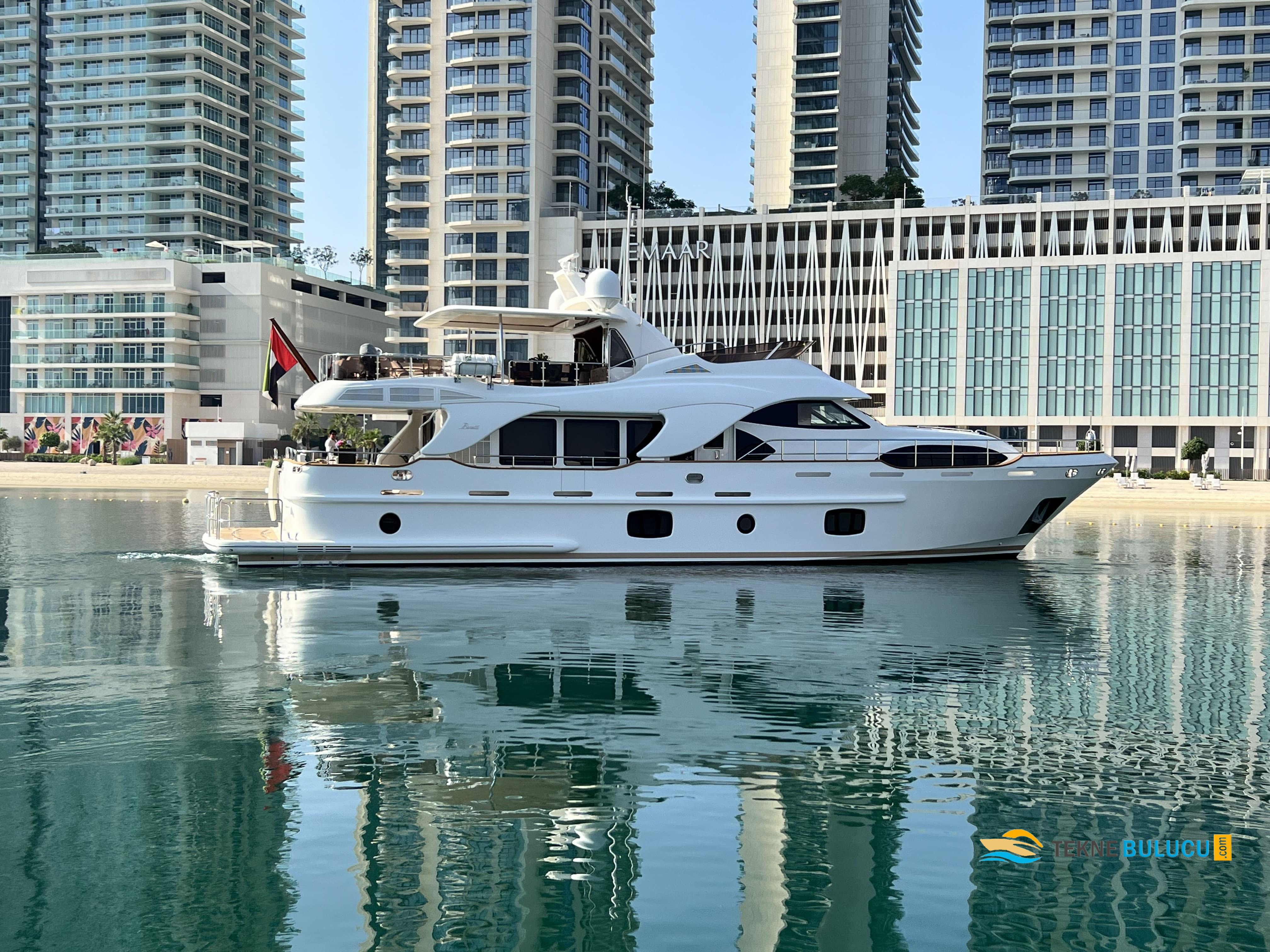 Benetti Legend 85 2009 Model iç mekan 3