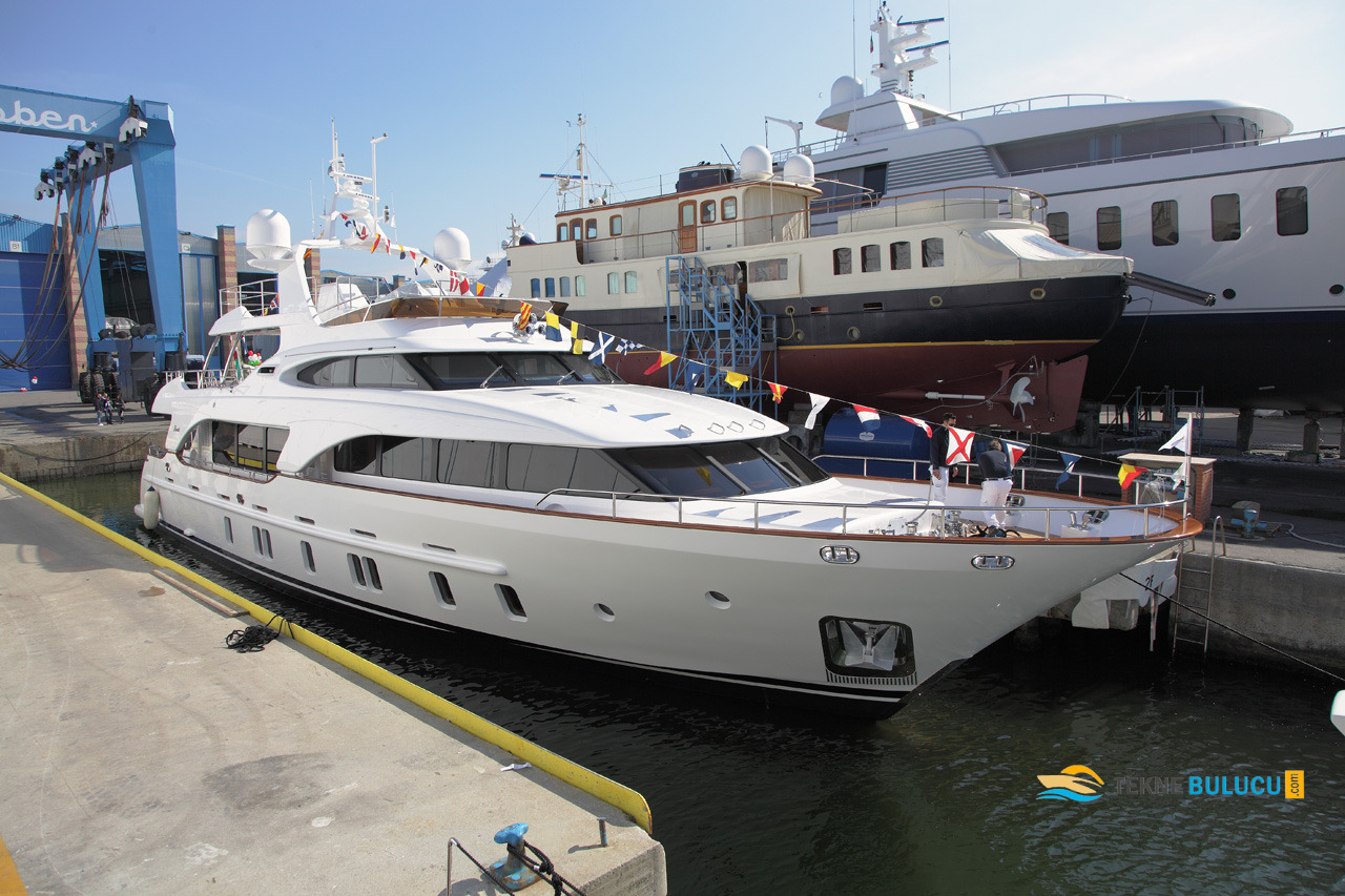 Benetti Tradition 105 2011 Model inceleme