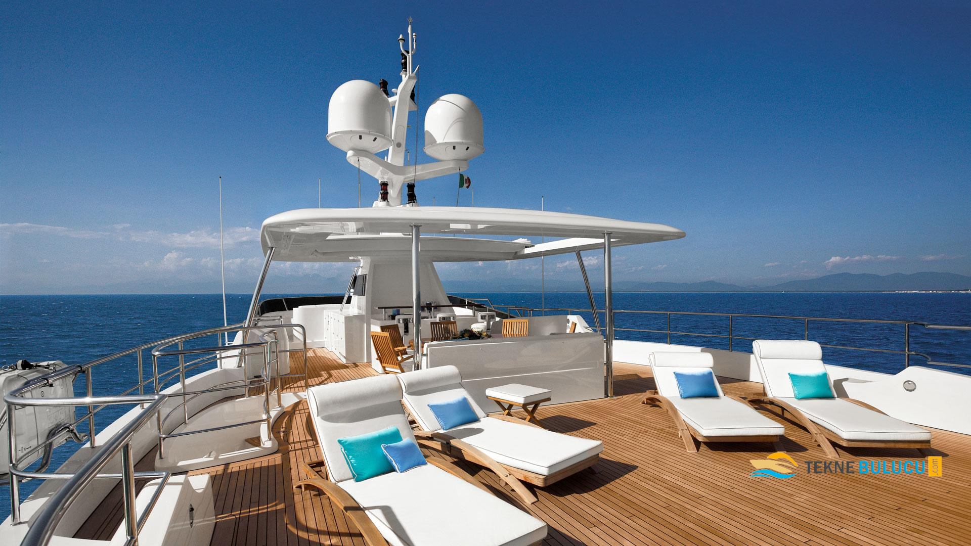 Benetti Crystal 140 2017 Model iç mekan 1