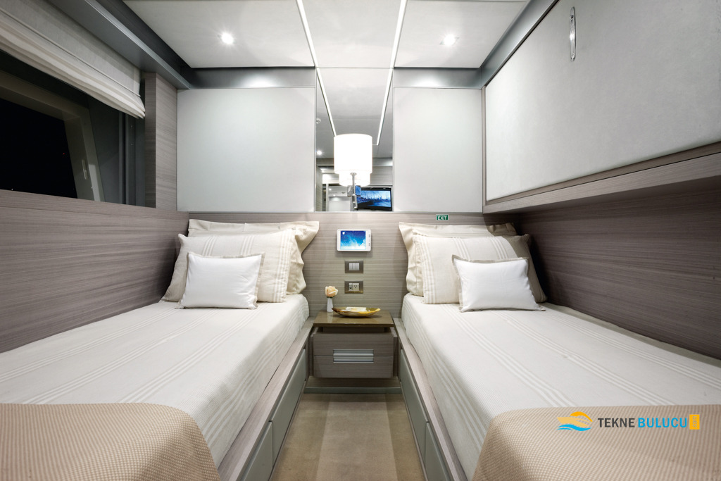 Benetti Fast 140 2014 Model iç mekan 3