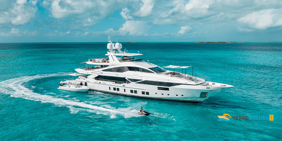 Benetti Fast 140 2016 Model iç mekan 3