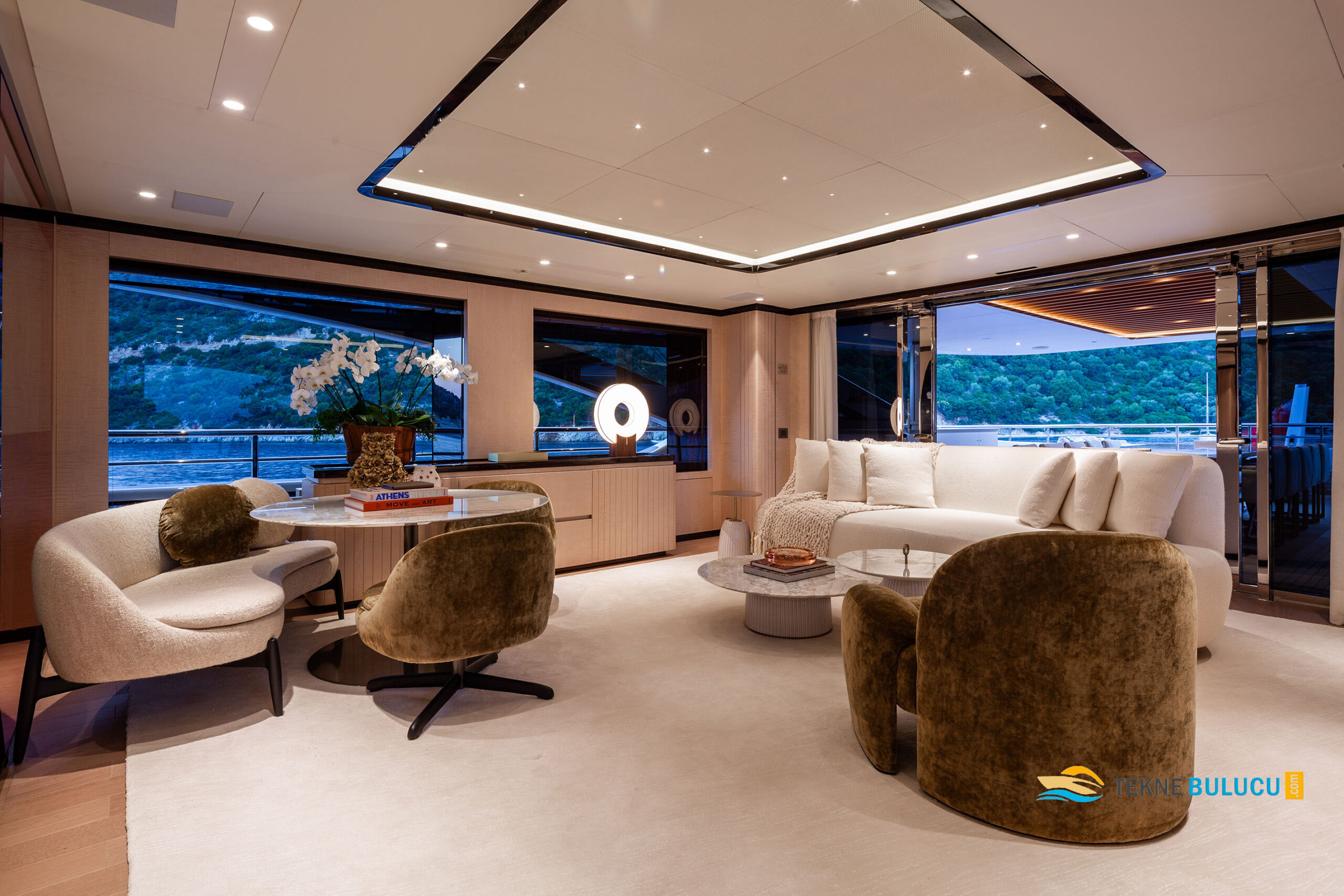 Benetti B.Now 50M 2021 Model iç mekan 2