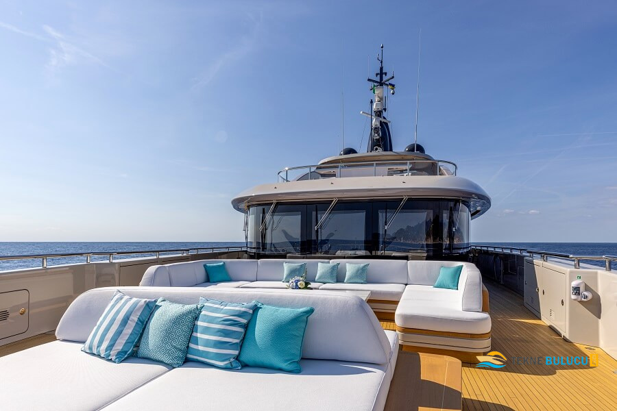 Benetti B.Now 50M 2023 Model iç mekan 1