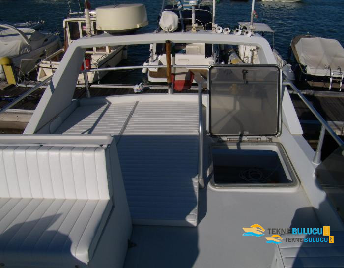 Ferretti 39 Fly 1992 iç mekan 1
