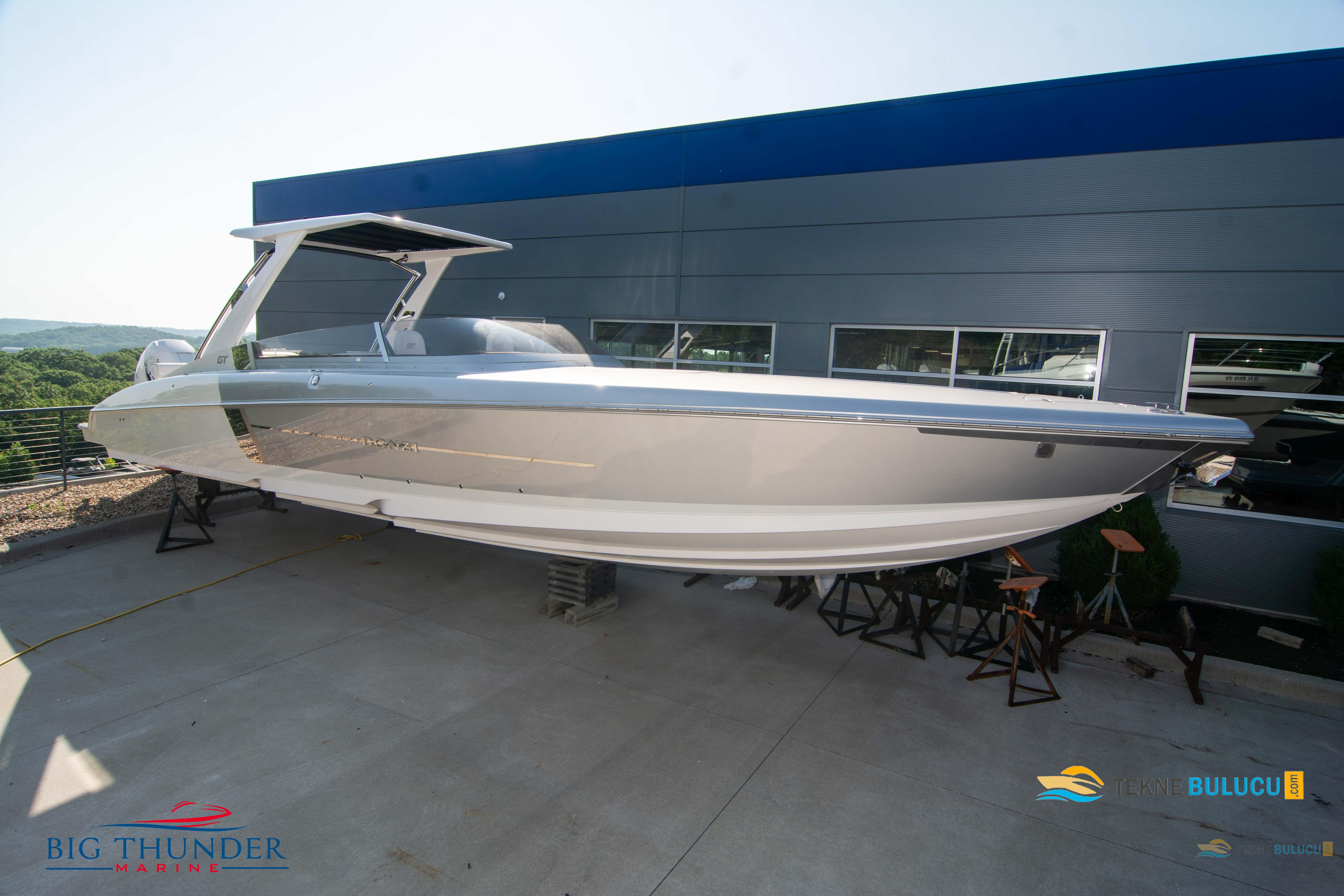 Ferretti 48 High Performance 1992 inceleme