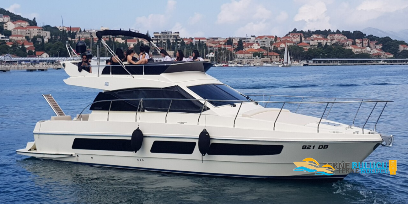Ferretti 43 Fly 1997 iç mekan 1