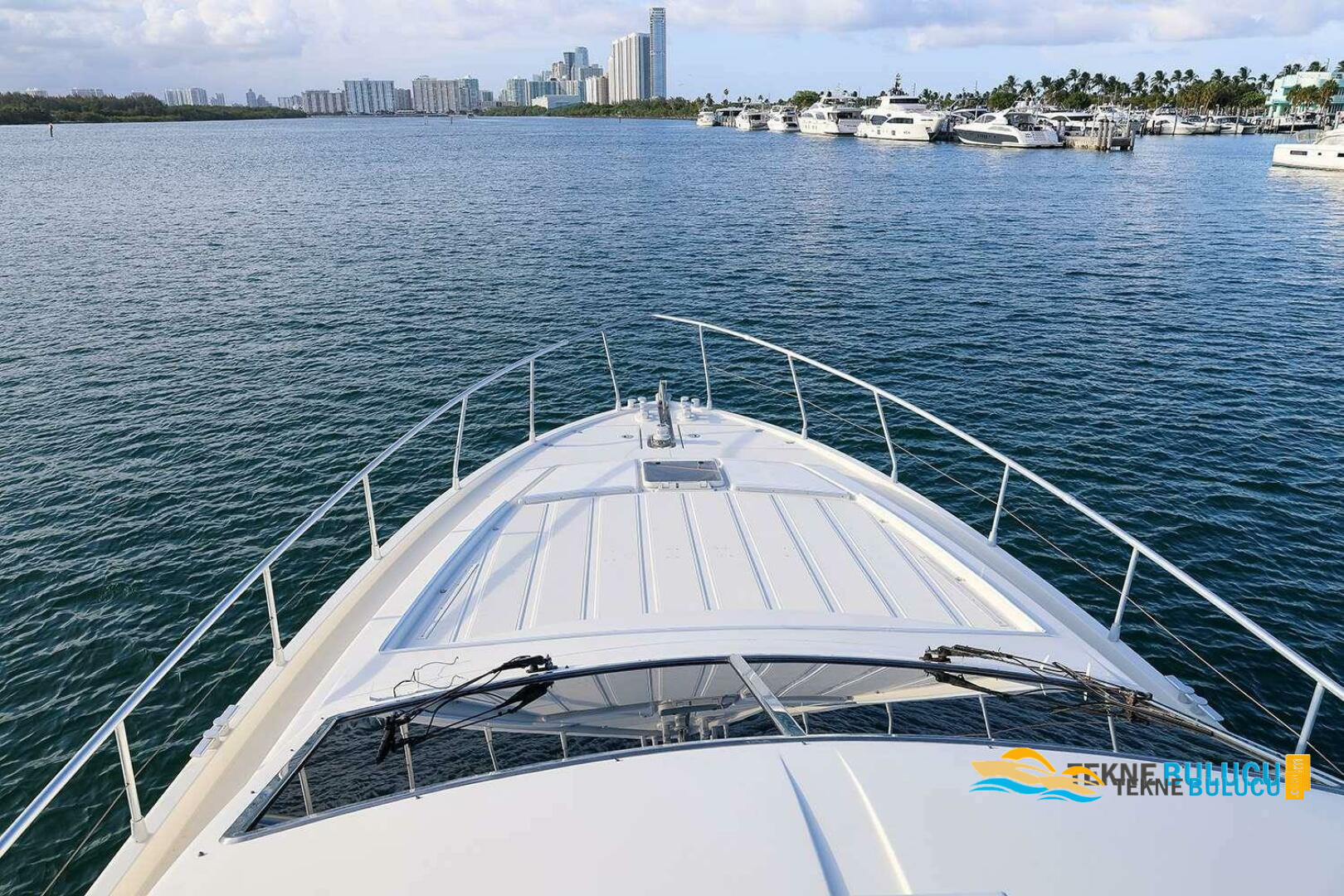 Ferretti 165 / 55 1994 iç mekan 1