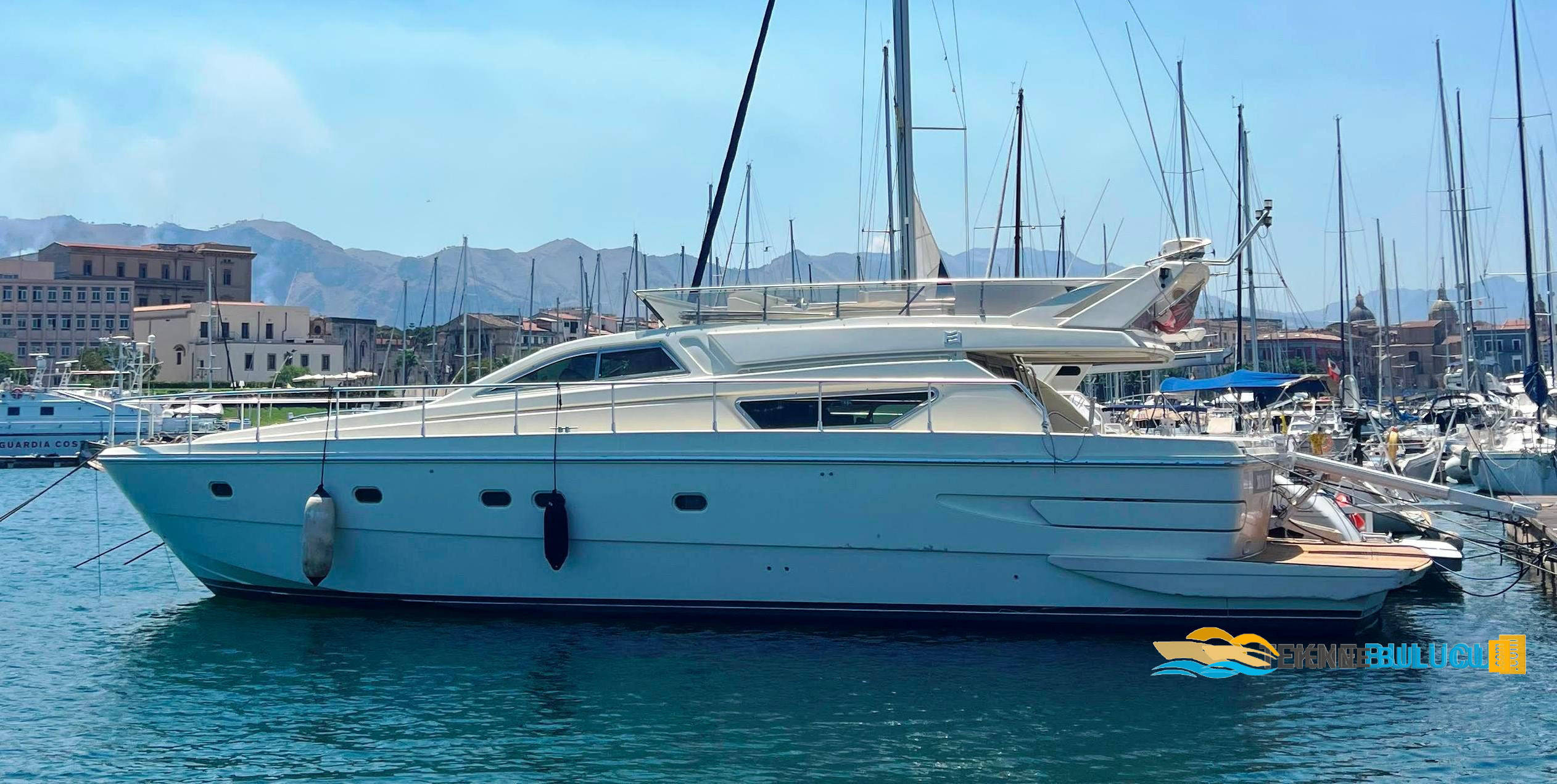 Ferretti 165 / 55 1995 iç mekan 3