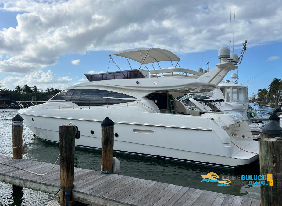 Ferretti 62 1997 iç mekan 3