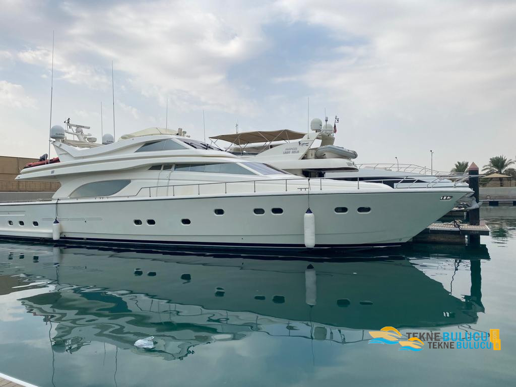 Ferretti 80 1998 iç mekan 2