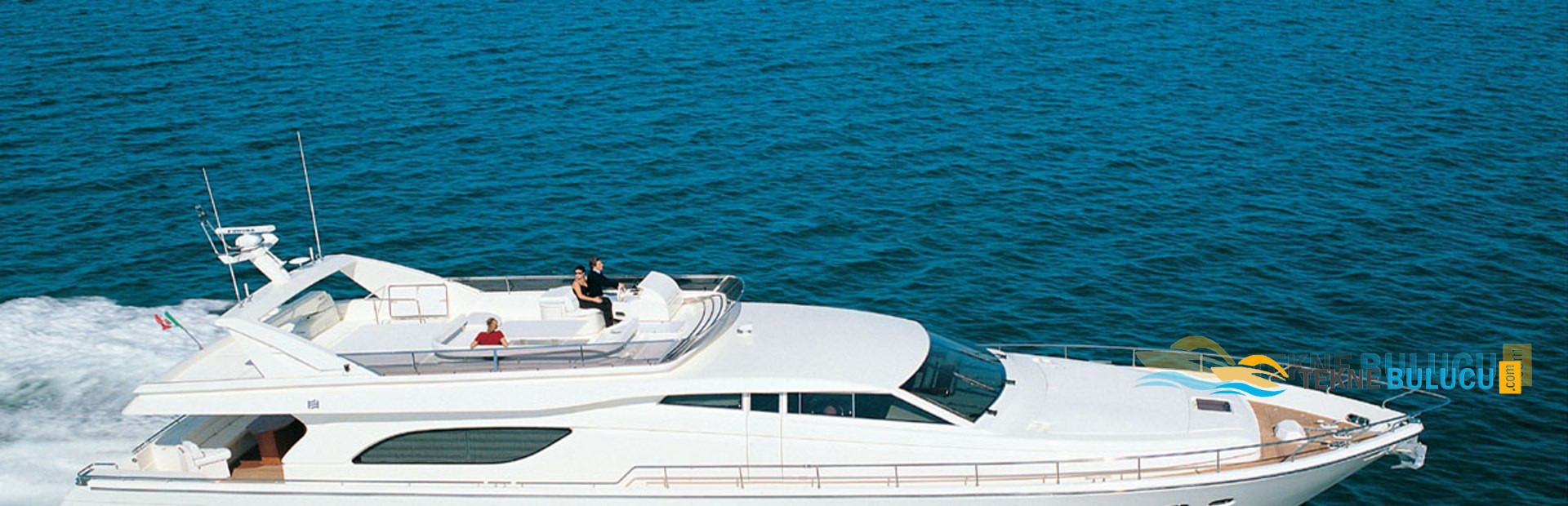 Ferretti 80 2000 iç mekan 3