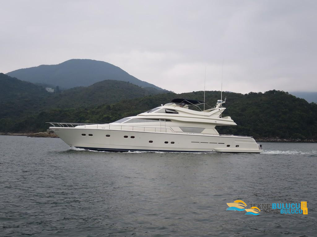 Ferretti 80 RPH 1998 iç mekan 2
