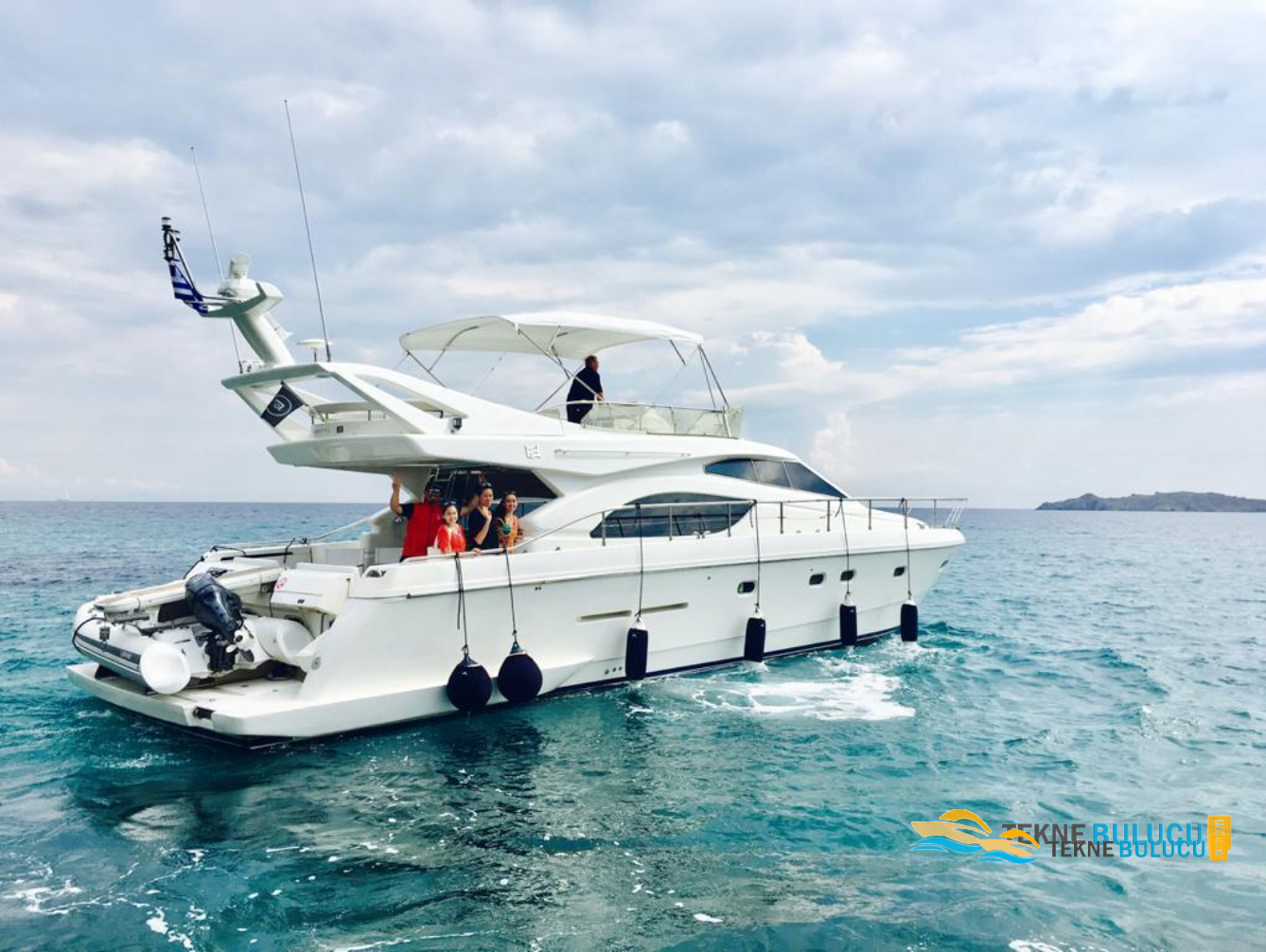 Ferretti 53 1998 iç mekan 1