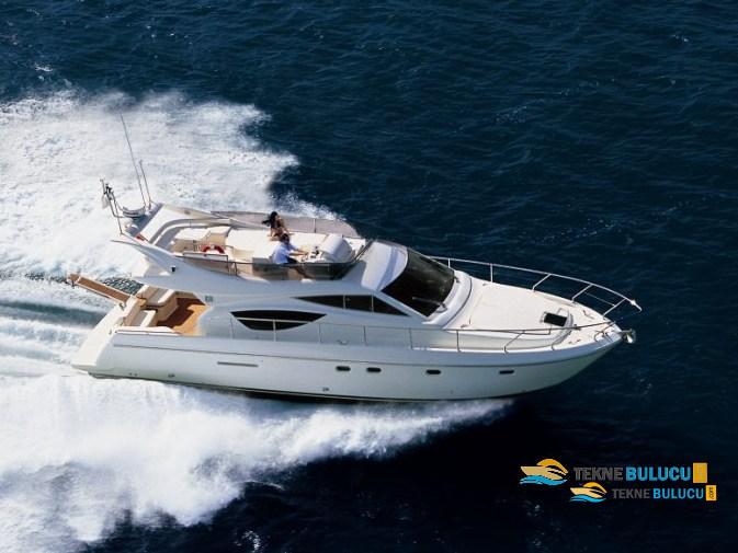 Ferretti 46 2000 iç mekan 3