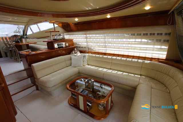 Ferretti 680 2005 iç mekan 2