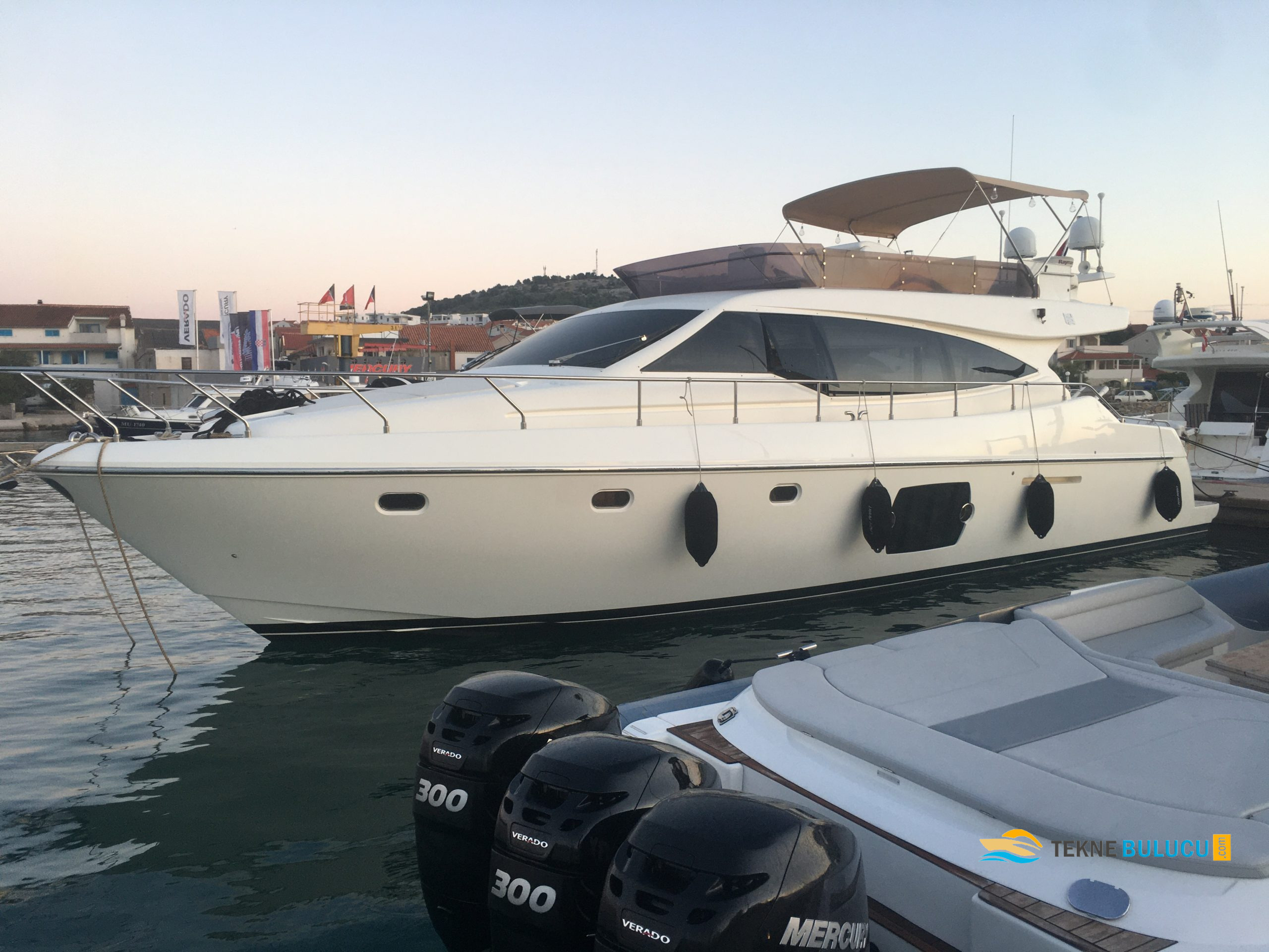 Ferretti 510 / 530 2009 inceleme