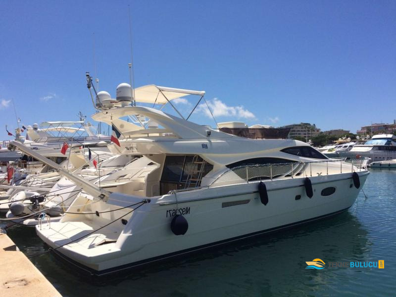 Ferretti 551 2007 iç mekan 2