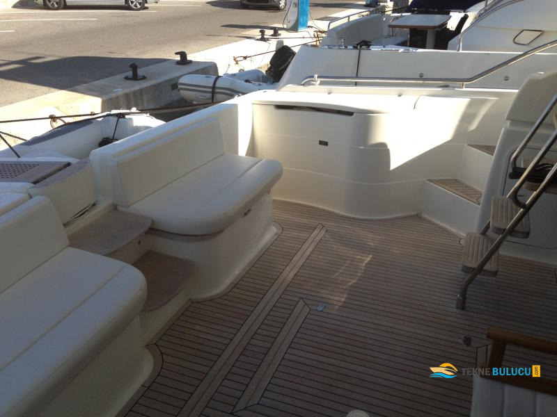 Ferretti 551 2009 iç mekan 3