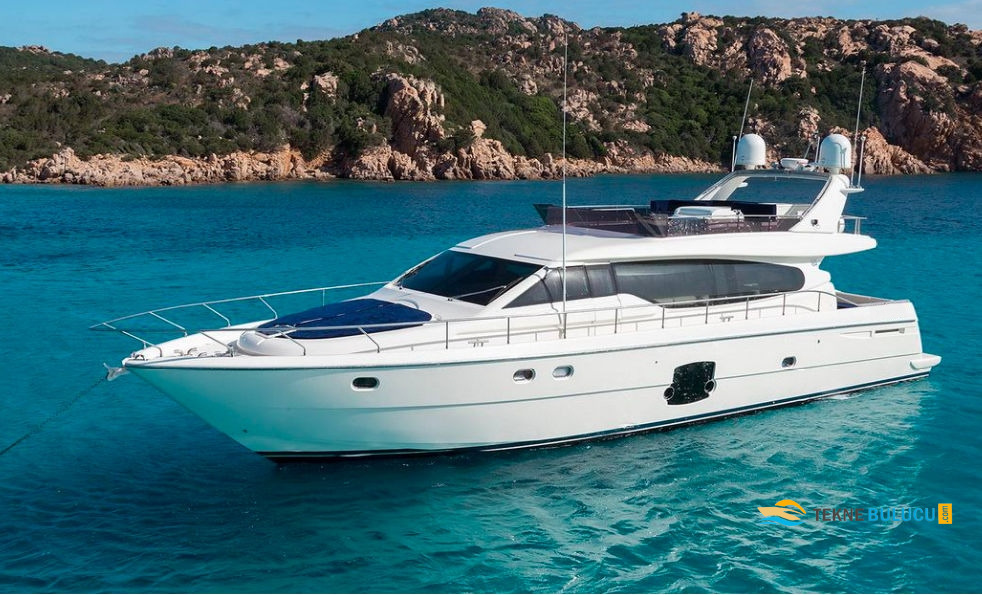 Ferretti 631 / 660 2010 iç mekan 3